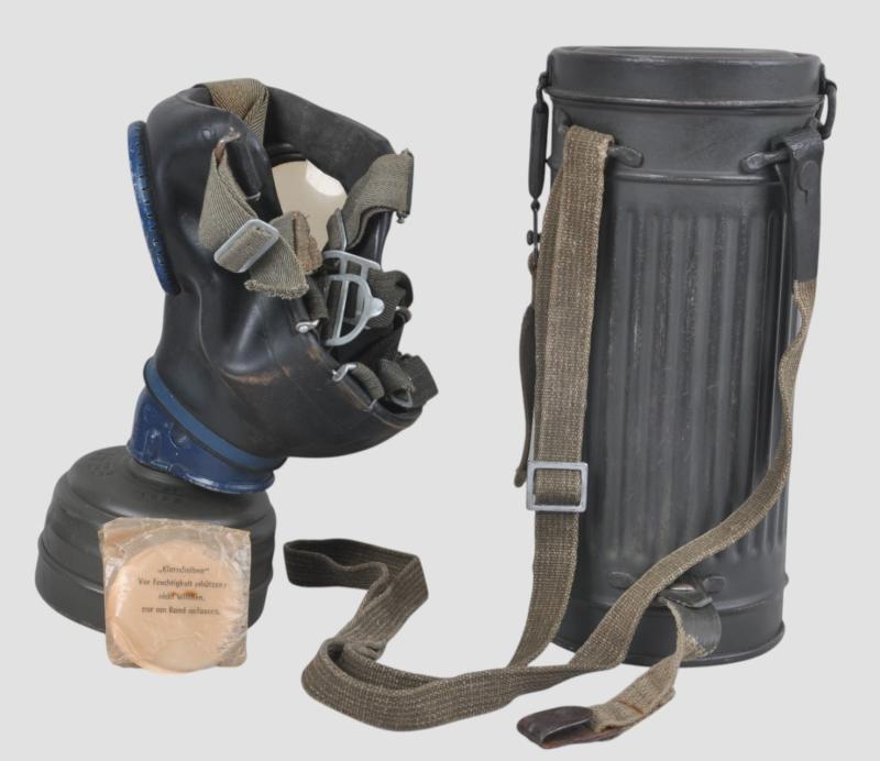 WW2 German Gas Mask & Canister 1944