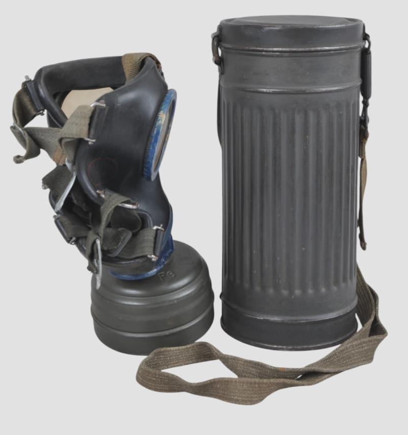 WW2 German Gas Mask & Canister 1944