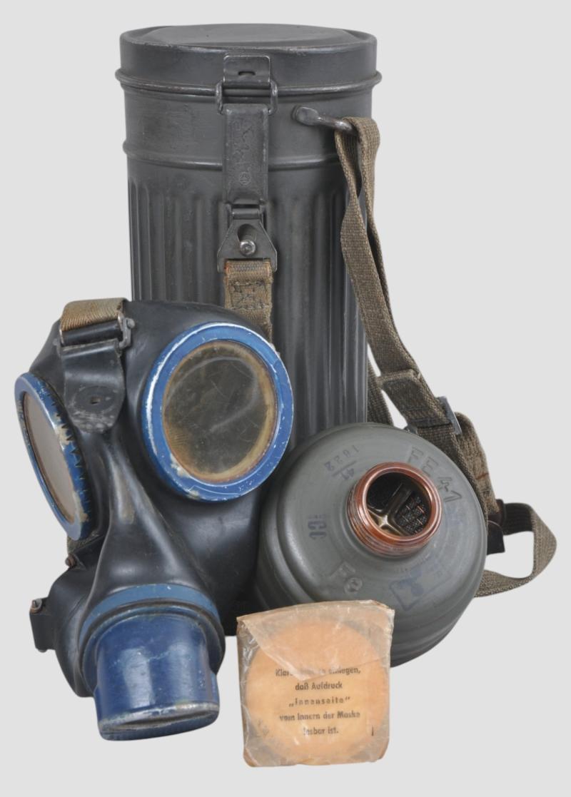 WW2 German Gas Mask & Canister 1944