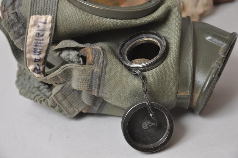 WW2 German Named Kriegsmarine M38 Communications Gas Mask With Kriegsmarine Marked Canister , Cleaning Cloth & Spring