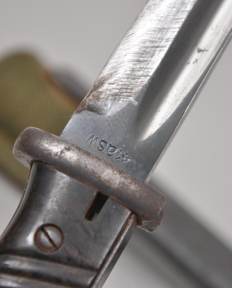 WW2 German DAK Bayonet In Green Frog