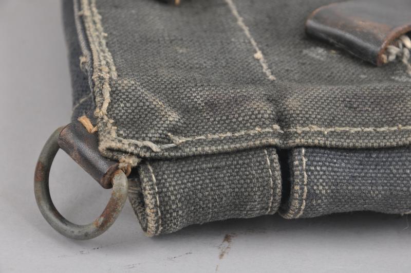 WW2 German Shortened MP40 Magazine Pouch In Blue Webbing
