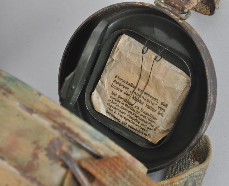 WW2 German Camouflage Gas Mask Canister & Gas Mask