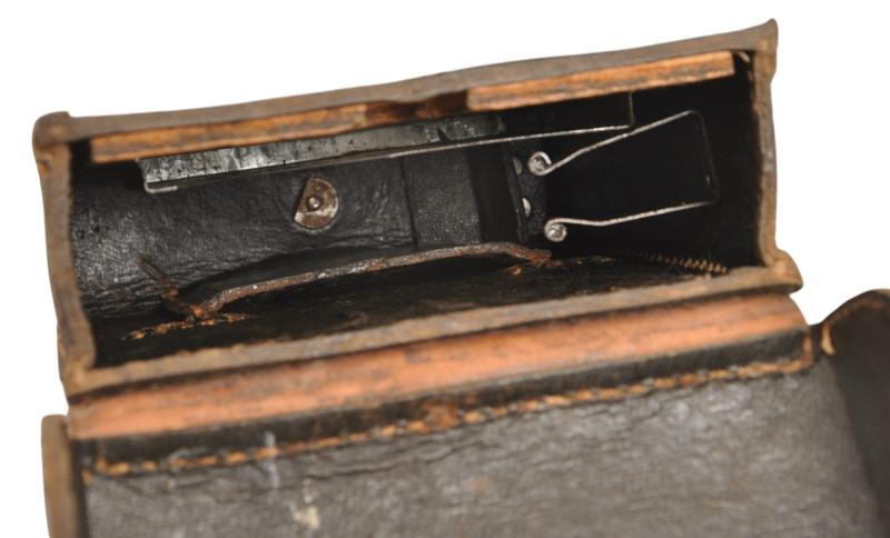 WW2 German MG Gunners Kit With Prestoff '43 Pouch