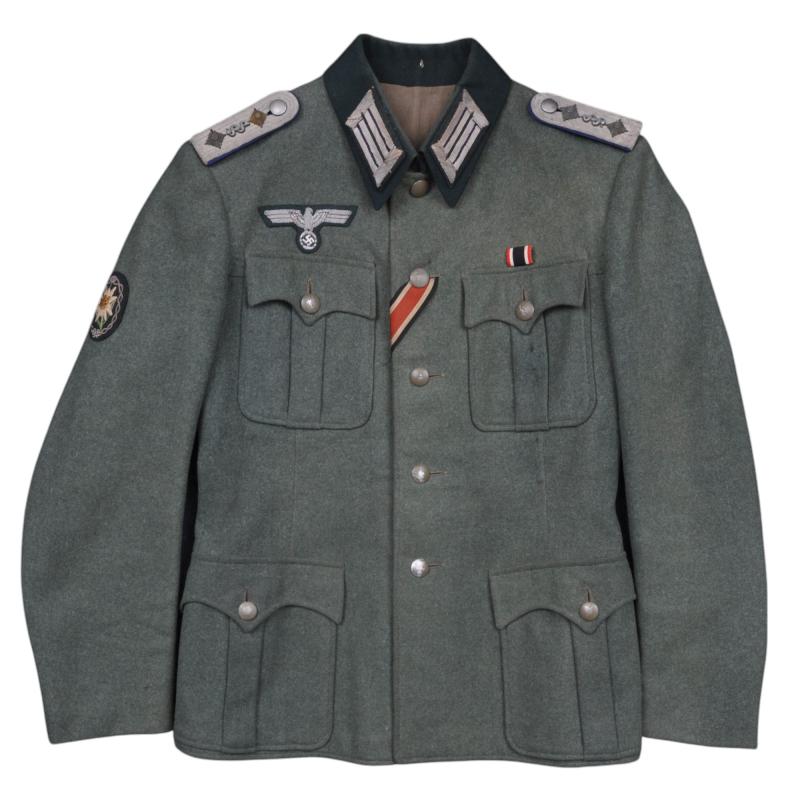 WW2 German Gebirgsjager Medical Officers Combat Tunic