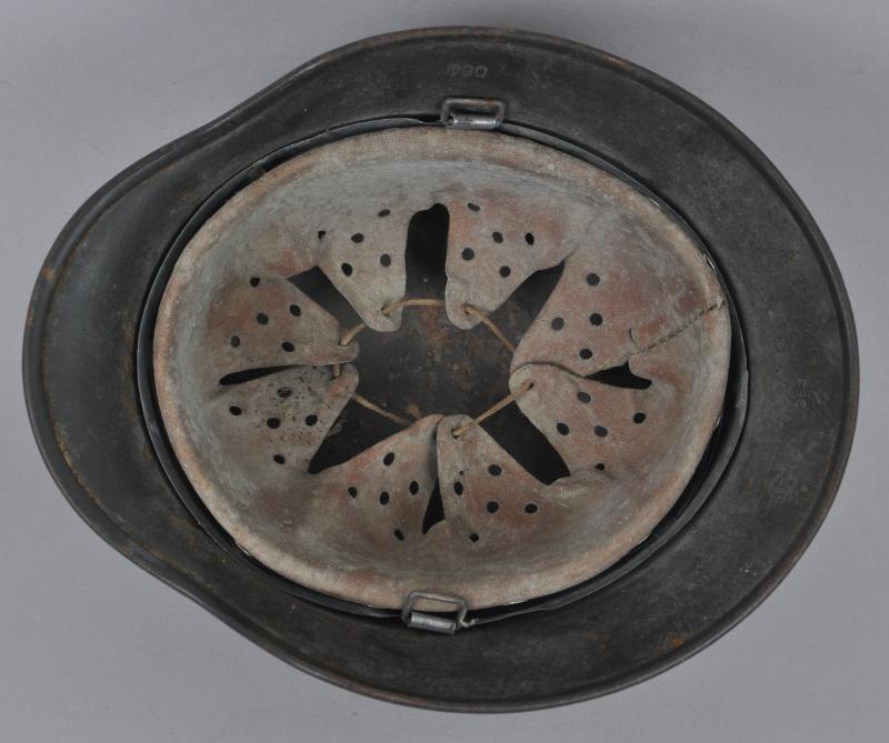 WW2 German M40 Single Decal Army Helmet