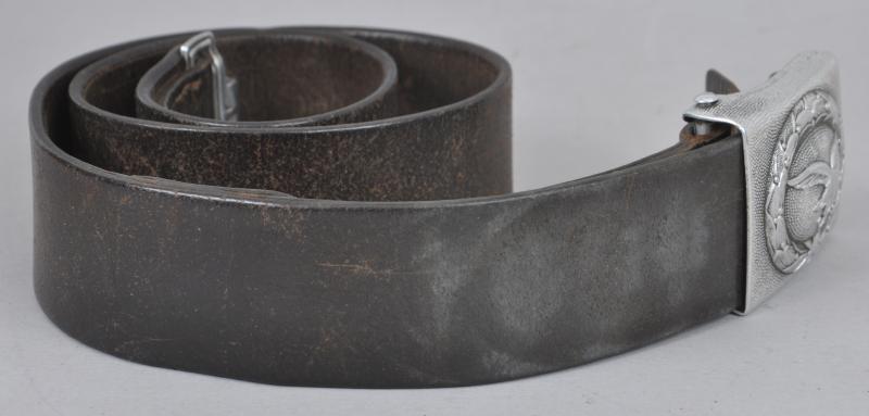 WW2 German Luftwaffe Belt & Buckle 1939 - 'SH U Co' maker