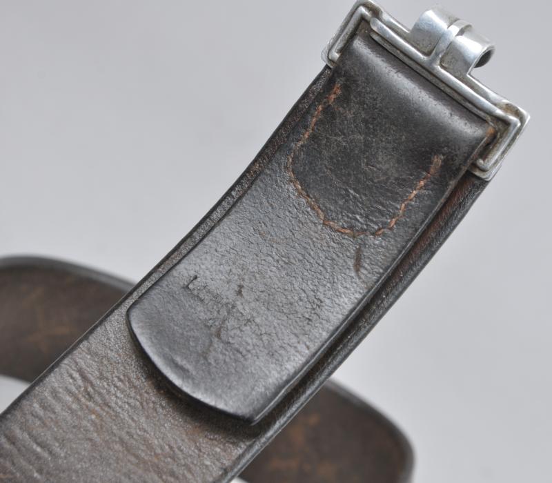 WW2 German Luftwaffe Belt & Buckle 1939 - 'SH U Co' maker