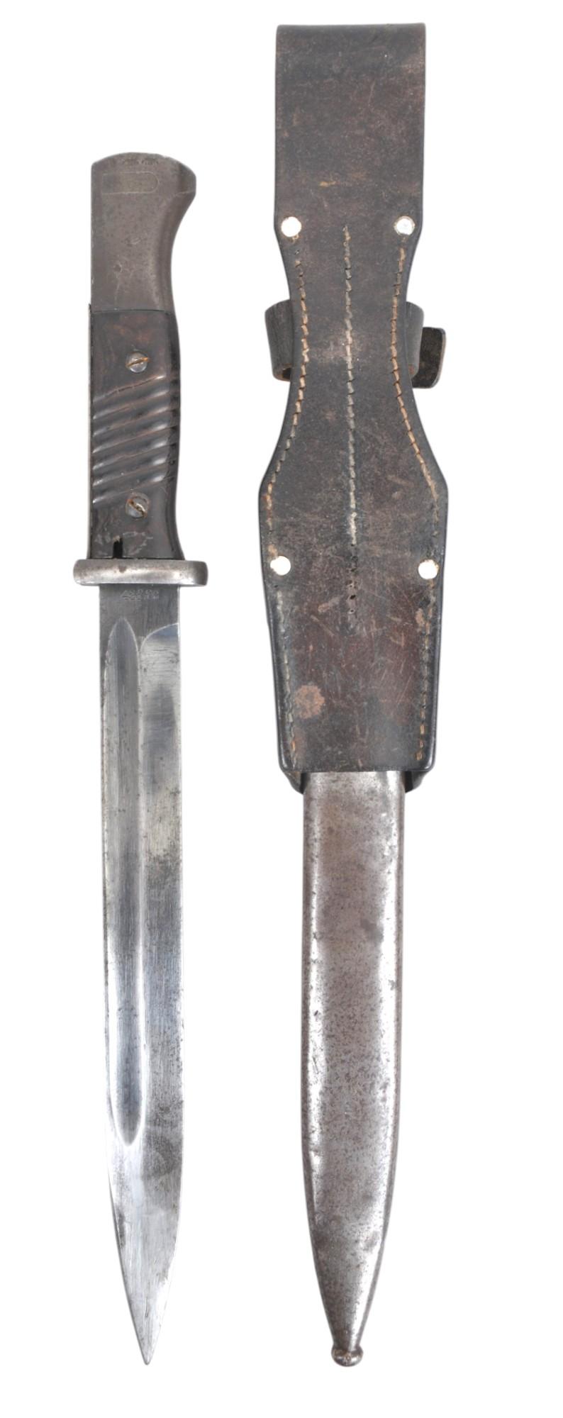 WW2 German K98 Bayonet & Frog