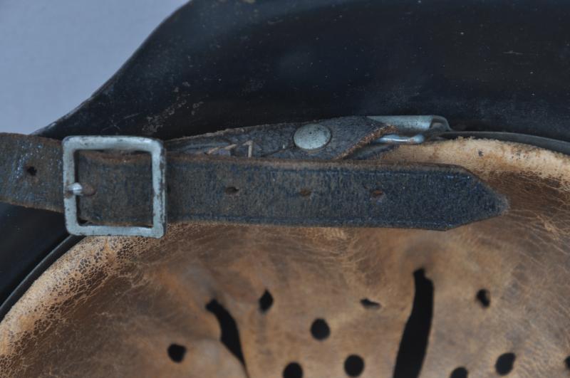 WW2 German M42 Luftwaffe Single Decal Helmet