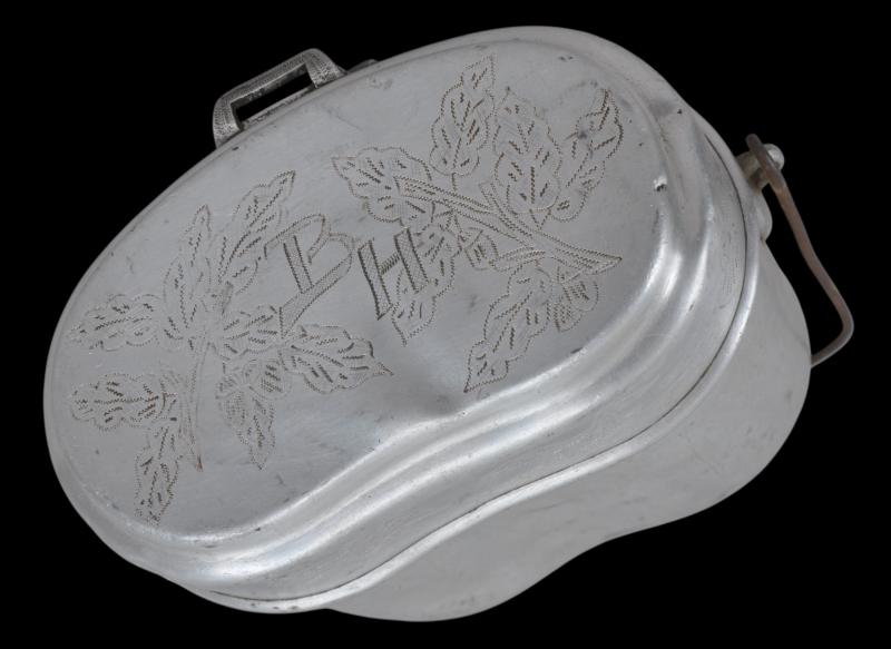 WW2 German Soldier Decorated M31 Messtin