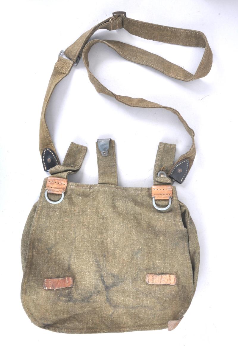 WW2 German Breadbag & Carrying Strap