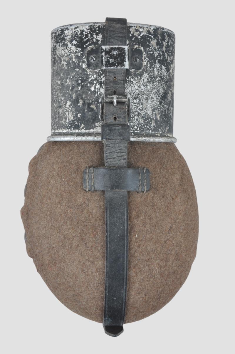 WW2 German M31 Waterbottle - Soldier Named