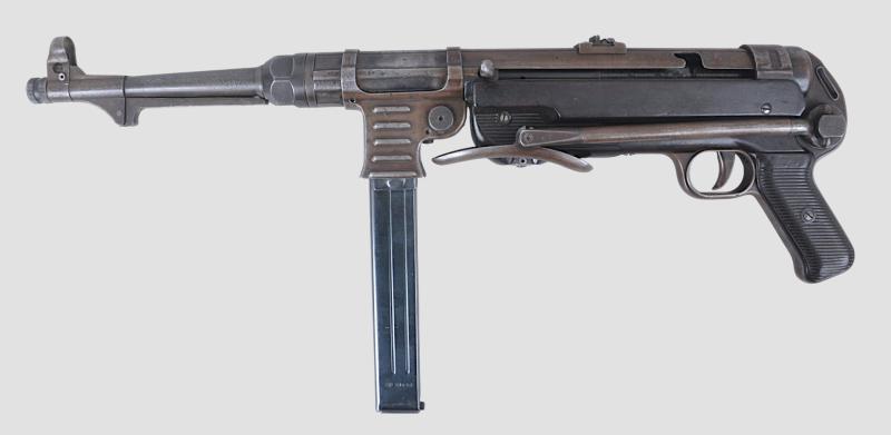 WW2 German MP40 Sub Machine Gun