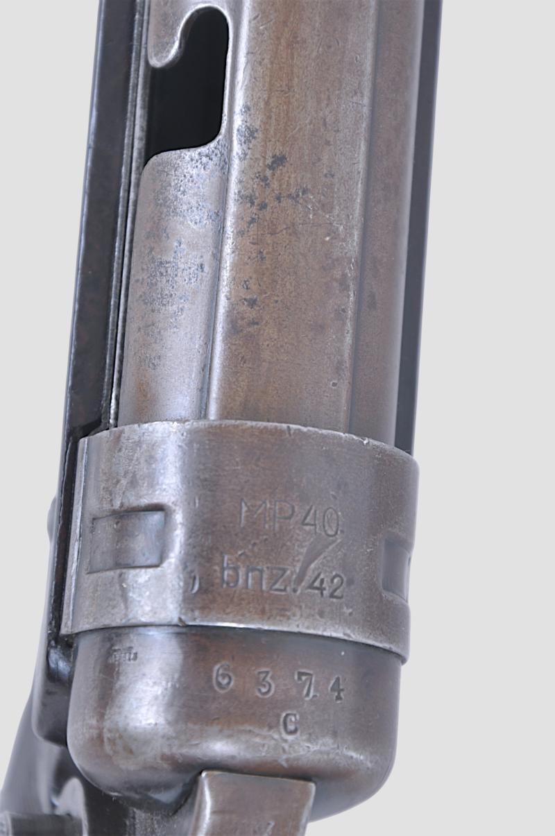 WW2 German MP40 Sub Machine Gun