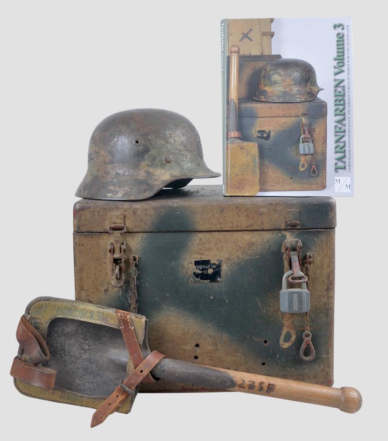 Front Cover Of 'Tarnfarben Volume 3'